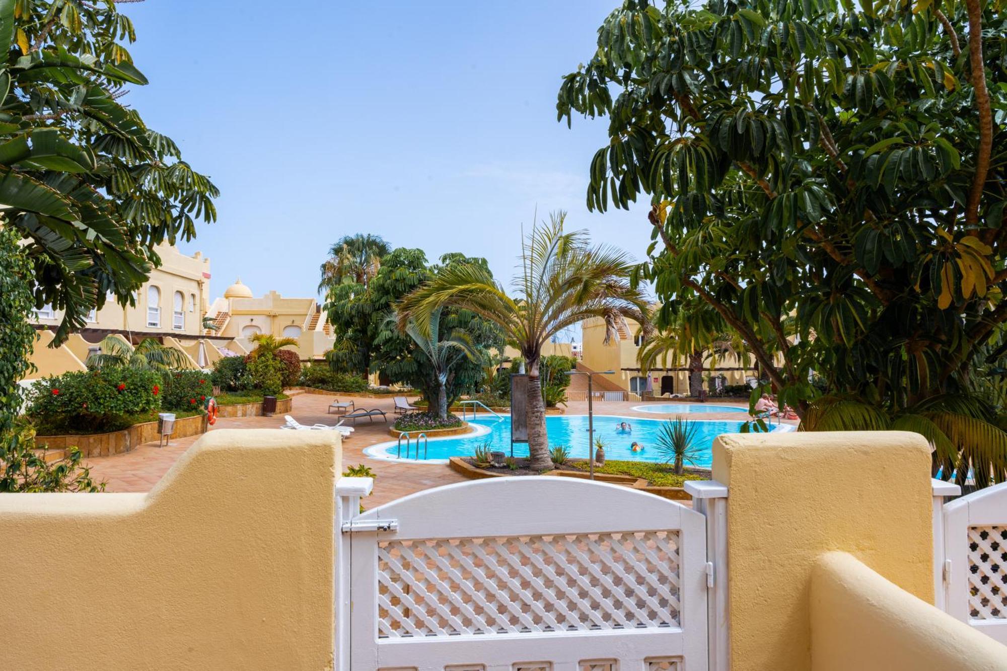Villas Y Apartamentos El Sultan Corralejo Eksteriør bilde